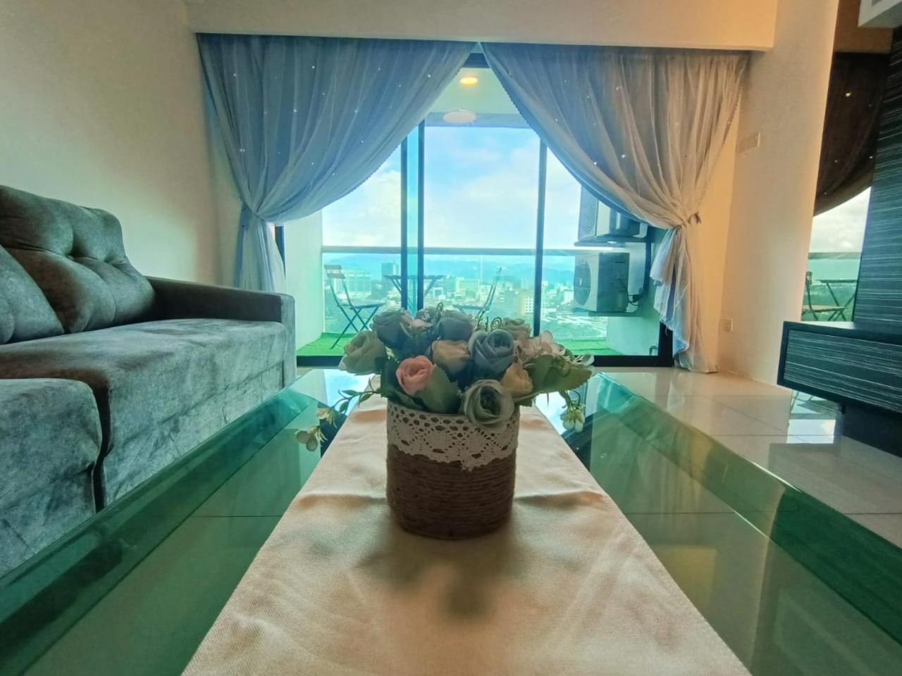 K. Riverfront Apartment イポー エクステリア 写真